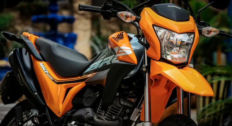 foto de um dos modelos das motos mais vendidas em 2023